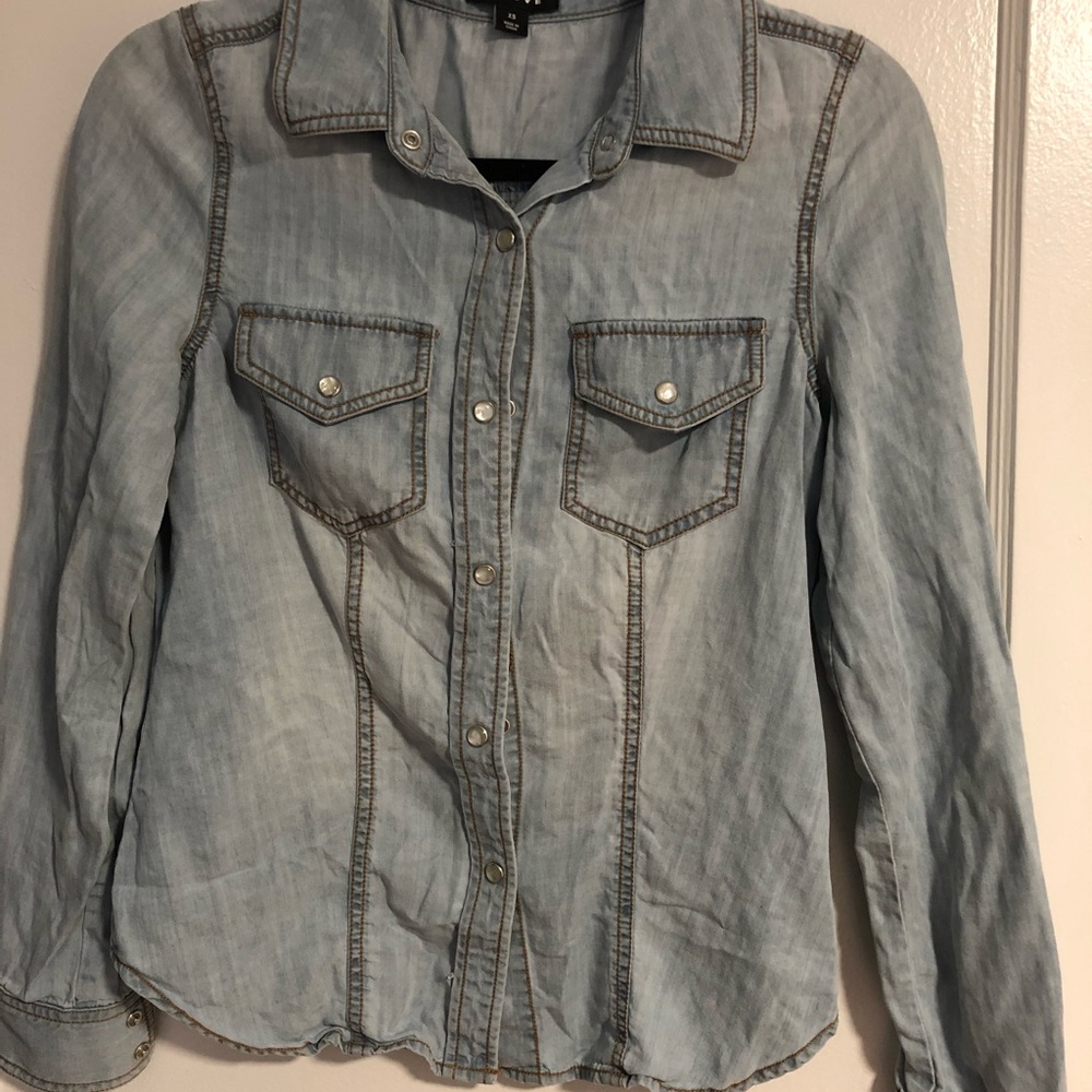 Nordstrom chambray shirt